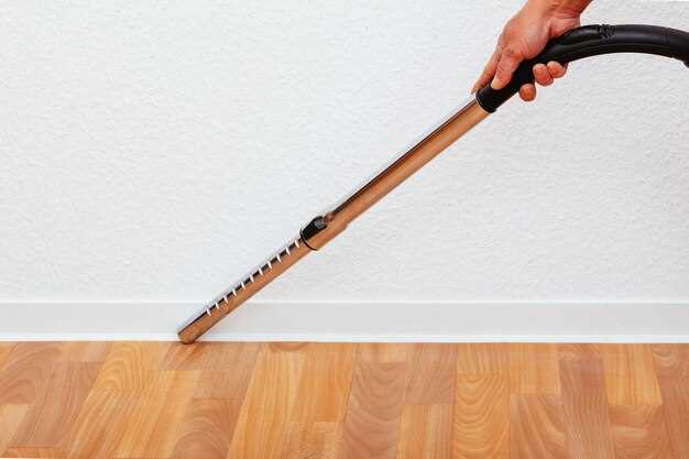 Если в доме произошло серьезное повышение уровня влажности, например, после стирки или дождя, лучше отложить проведение работ на несколько дней. Перед началом ремонта убедитесь, что основание полностью высохло.