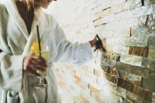 Каждый тип обладает уникальными характеристиками, что позволяет выбрать подходящий вариант в зависимости от условий эксплуатации и желаемых декоративных эффектов.