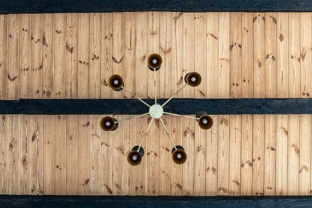 Контрастные цвета добавляют глубины. Если использовать яркие акценты, пространство станет более живым. Рассмотрите возможность использования разных текстур для создания ощущения многослойности. Выбор подходящего освещения, взаимодействующего с конструкциями, также влияет на общее восприятие. Более низкое освещение создаст интимную атмосферу, тогда как яркое придаст энергии.