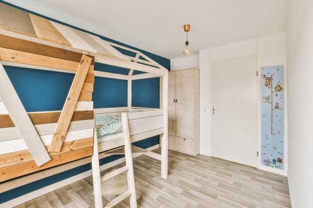 Зонирование диванами и креслами