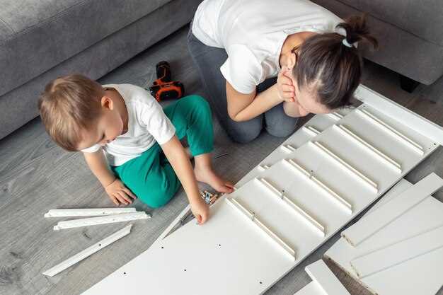 Создание зоны для спокойствия, например, с мягким креслом или пуфами, поможет вашему ребенку расслабляться и читать. Используйте лампы с регулируемой яркостью для создания уюта в вечернее время.